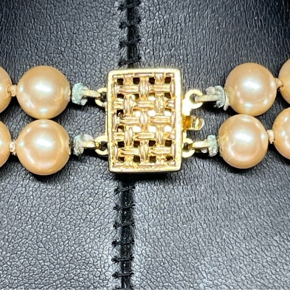 VTG 50's Simulated Pearls Golden Peach Champagne Double Strand 23" - Picture 6 of 9